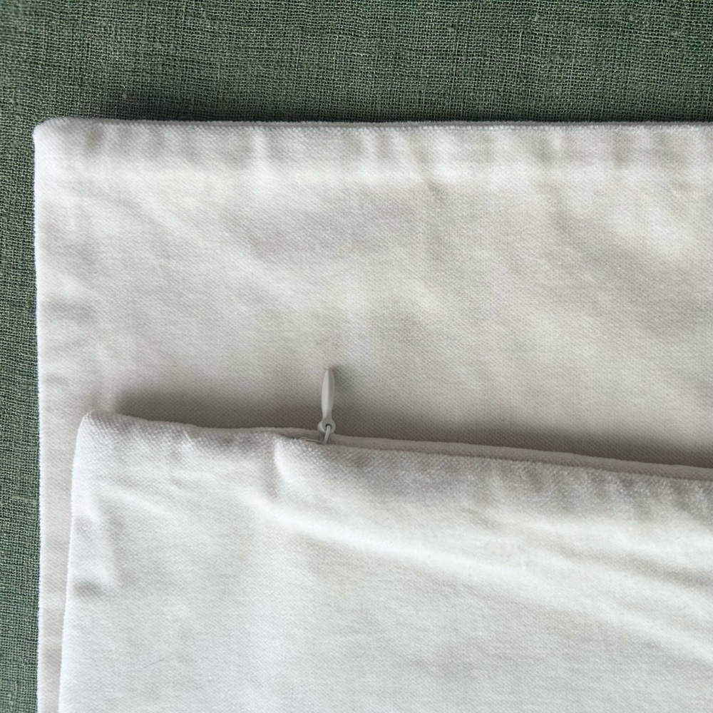 (2) H&M velvet pillow covers cream NEW
